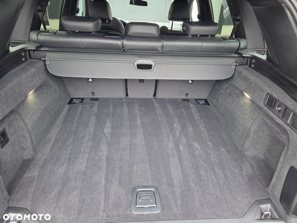 BMW X5 xDrive25d - 38