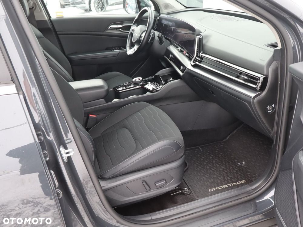 Kia Sportage 1.6 T-GDI HEV Business Line 4WD - 7