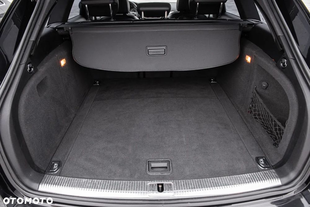 Audi S4 Avant S tronic - 30