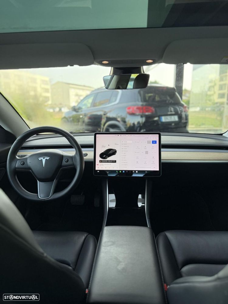 Tesla Model 3 Tração Traseira - 25