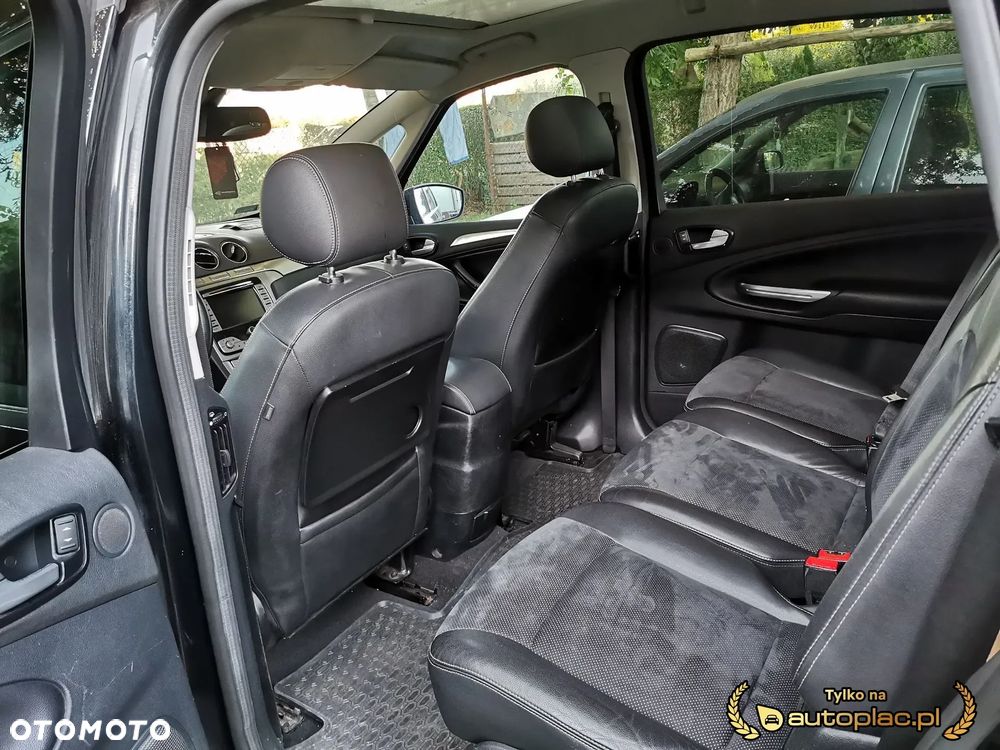 Ford S-Max - 9