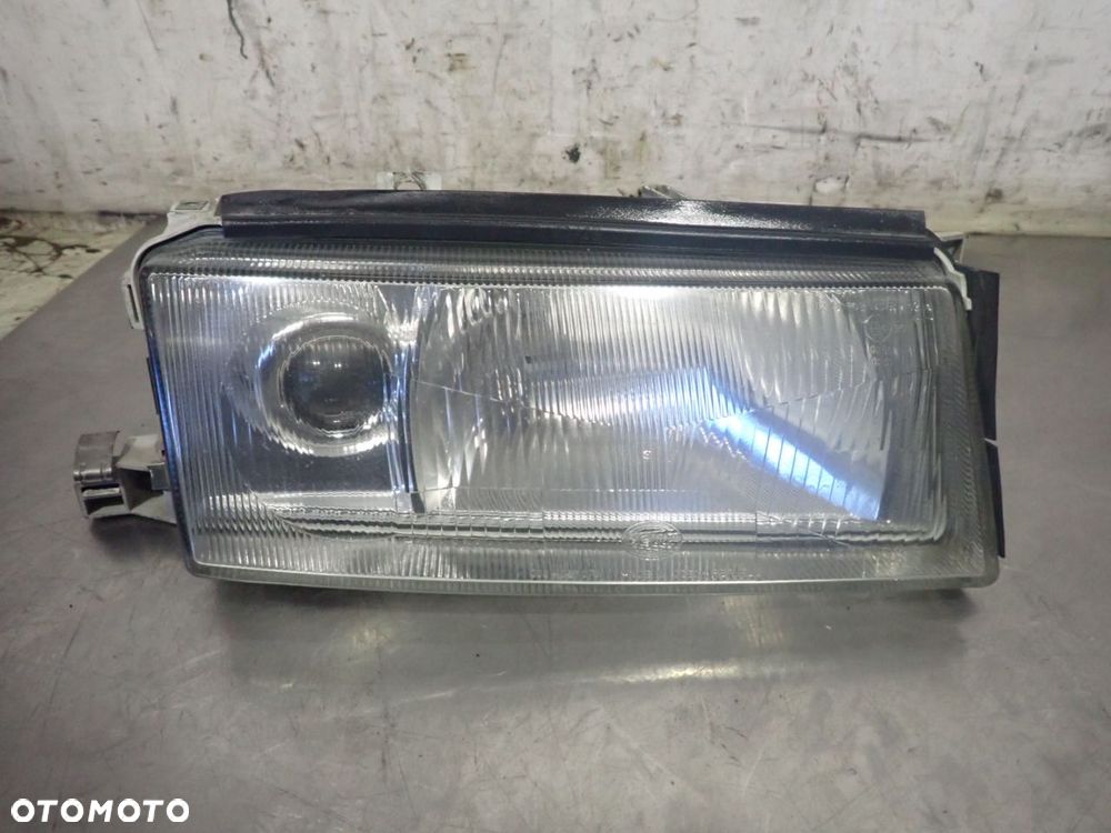 LAMPA PRAWA PRZEDNIA SKODA OCTAVIA I - 1