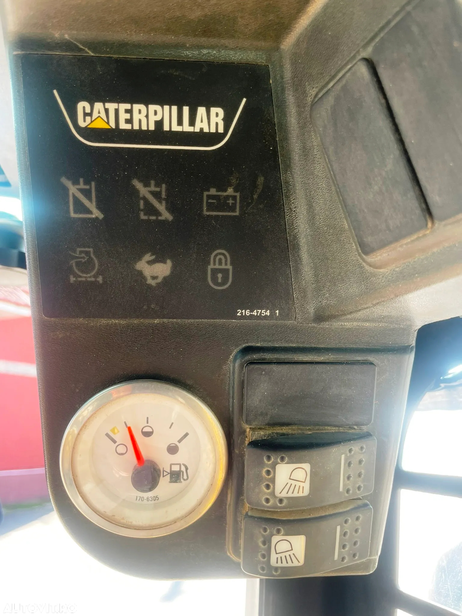 Caterpillar 277B - 19