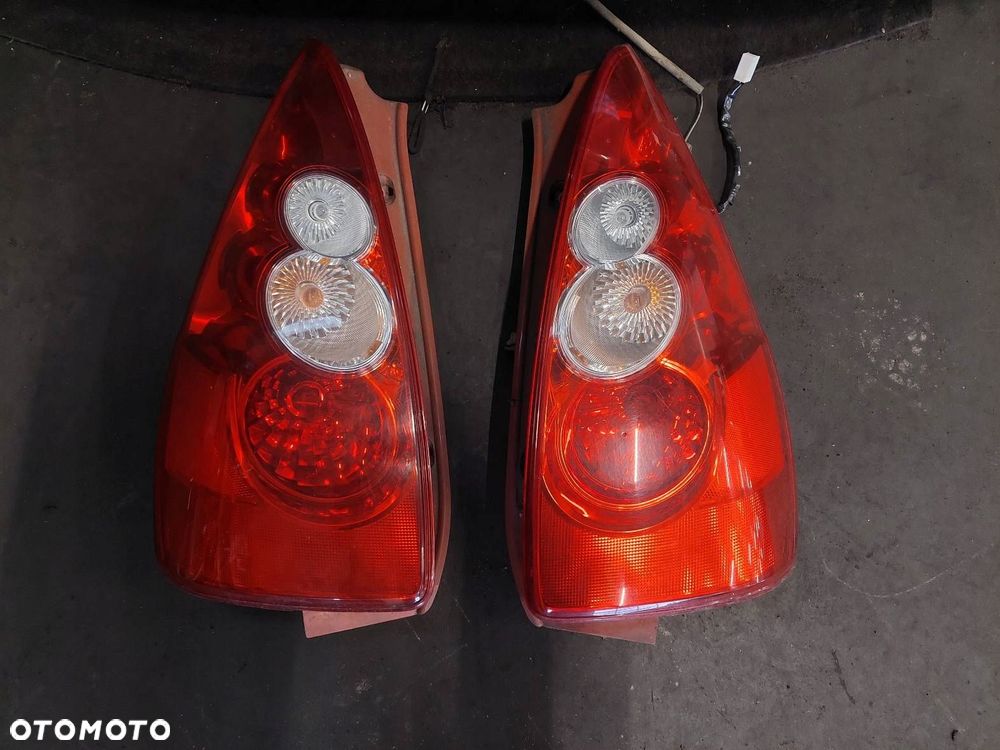 KOMPLETNY TYŁ MAZDA 5 I A3F KLAPA ZDERZAK LAMPY - 2