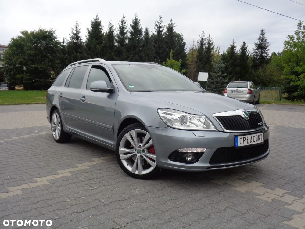 Skoda Octavia 2.0 TDI CR DPF RS - 3