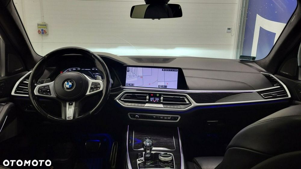 BMW X7 M50i sport - 18