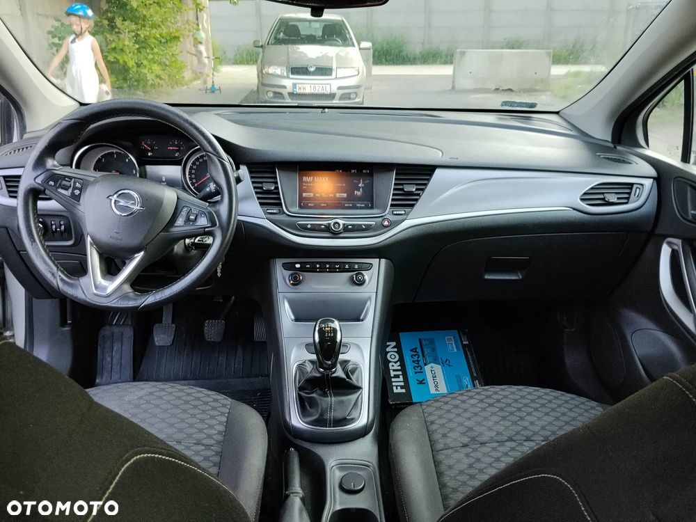 Opel Astra 1.6 CDTI Enjoy - 9