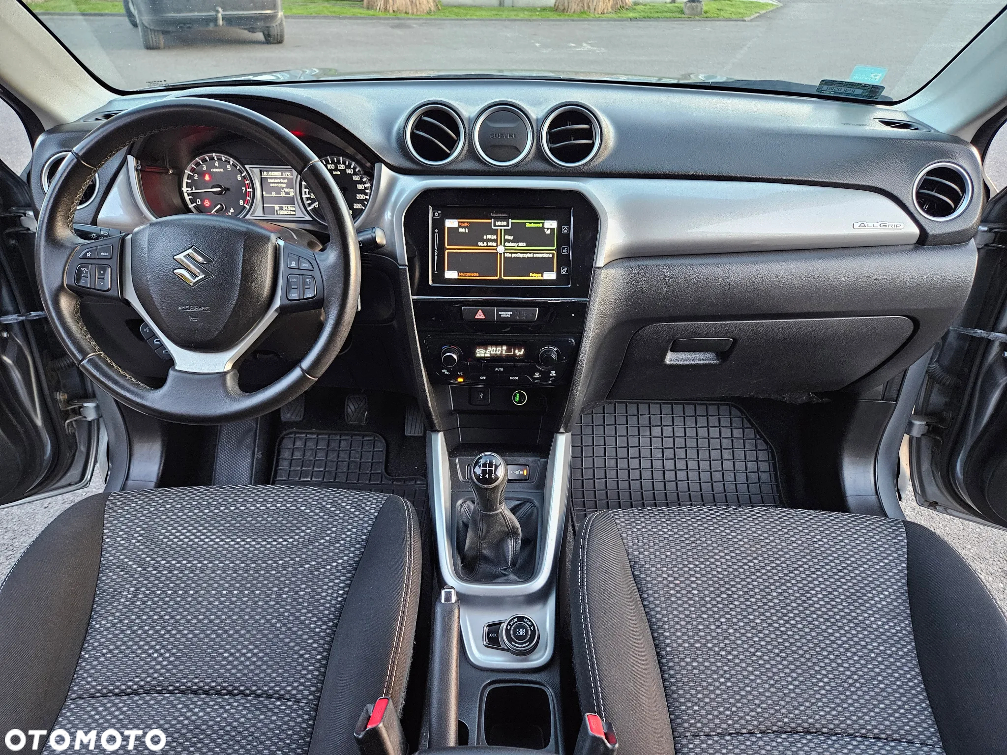 Suzuki Vitara 1.6 Premium 4WD - 9