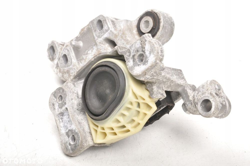 MERCEDES VITO W447 1.6 CDI ŁAPA PODUSZKA SILNIKA - 2