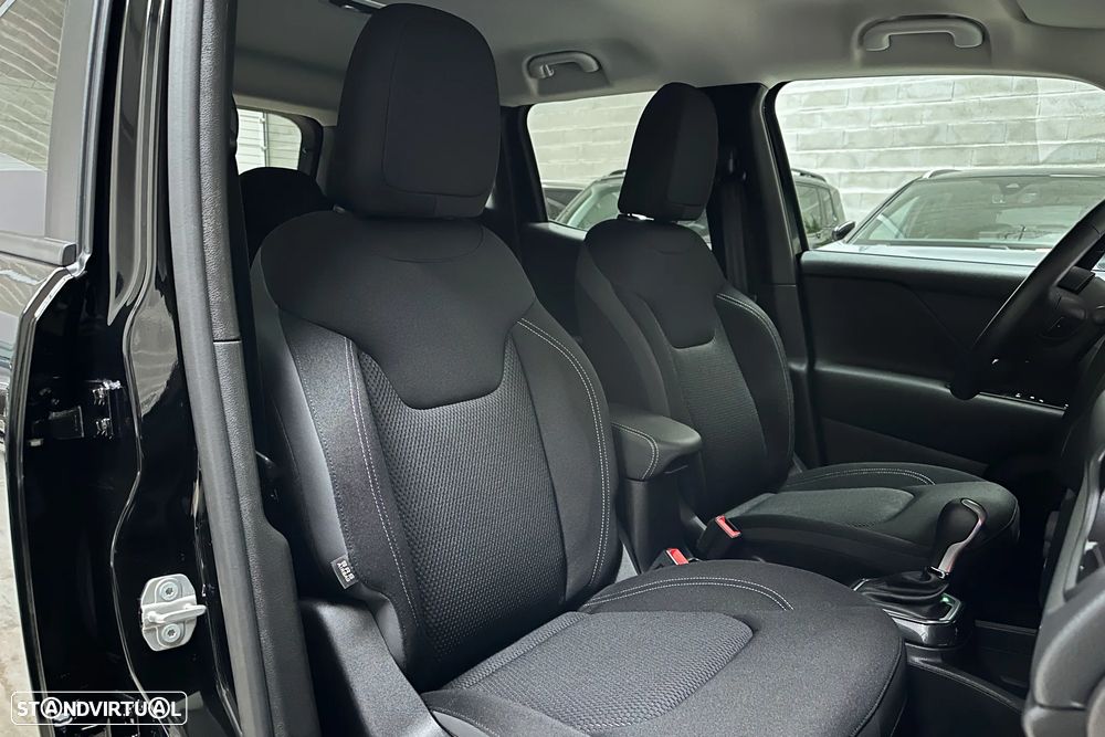 Jeep Renegade 1.3 T-GDI 4xe PLUG-IN Hybrid Auto Limited - 11