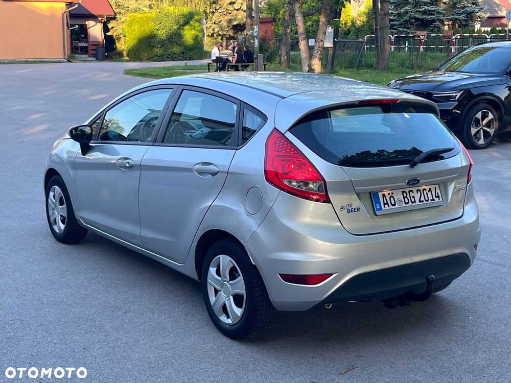 Ford Fiesta - 6