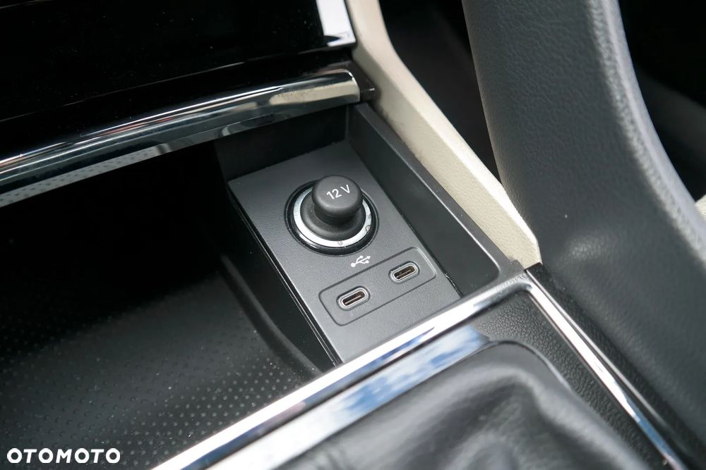 Skoda Karoq 1.5 TSI ACT Style - 33