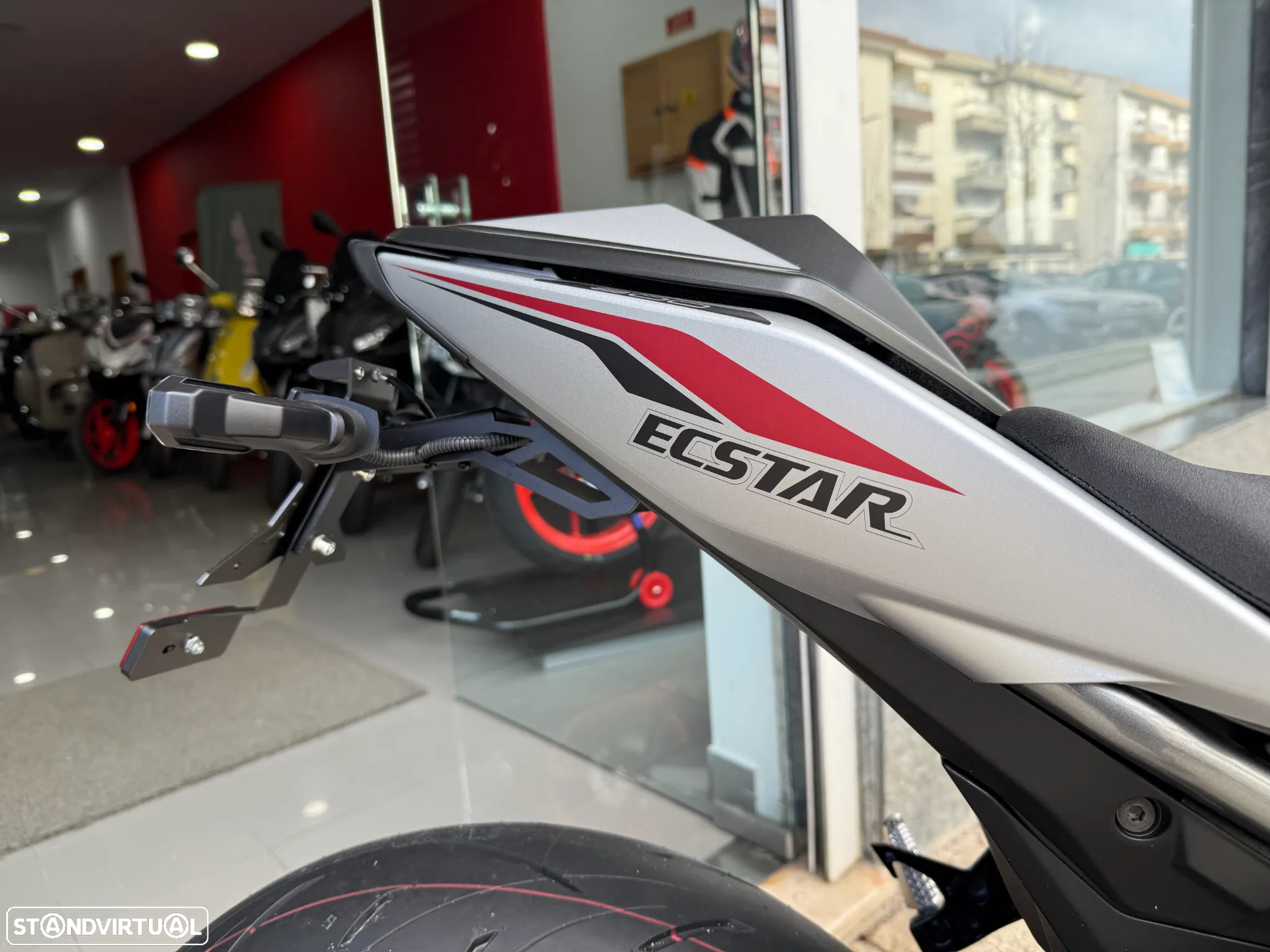 Suzuki GSX -8R CAMPANHA Desde 125,64€ Mês - 37