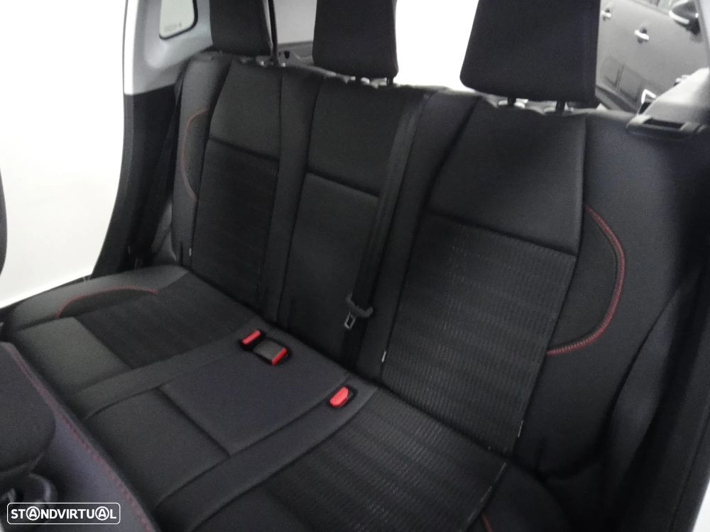 Peugeot 2008 PureTech 110 Stop&Start EAT6 GT-Line Edition - 13