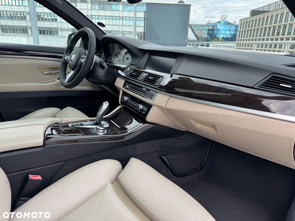 BMW Seria 5 528i - 18