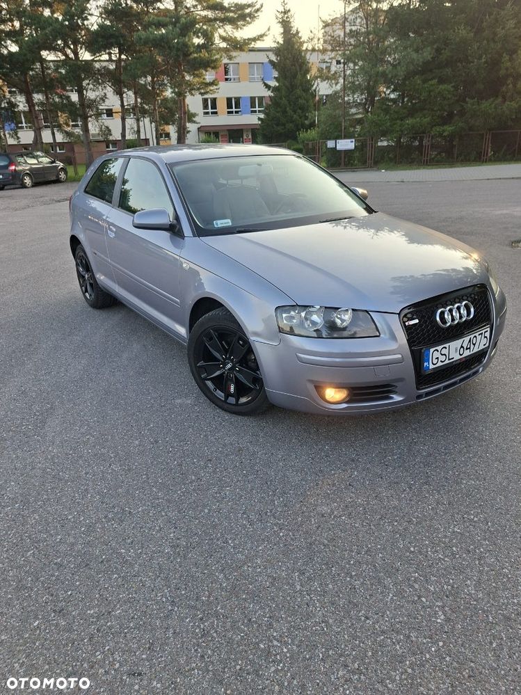 Audi A3 3-drzwiowe 1.6 Ambition - 1