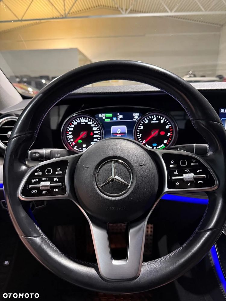 Mercedes-Benz Klasa E 300 - 26