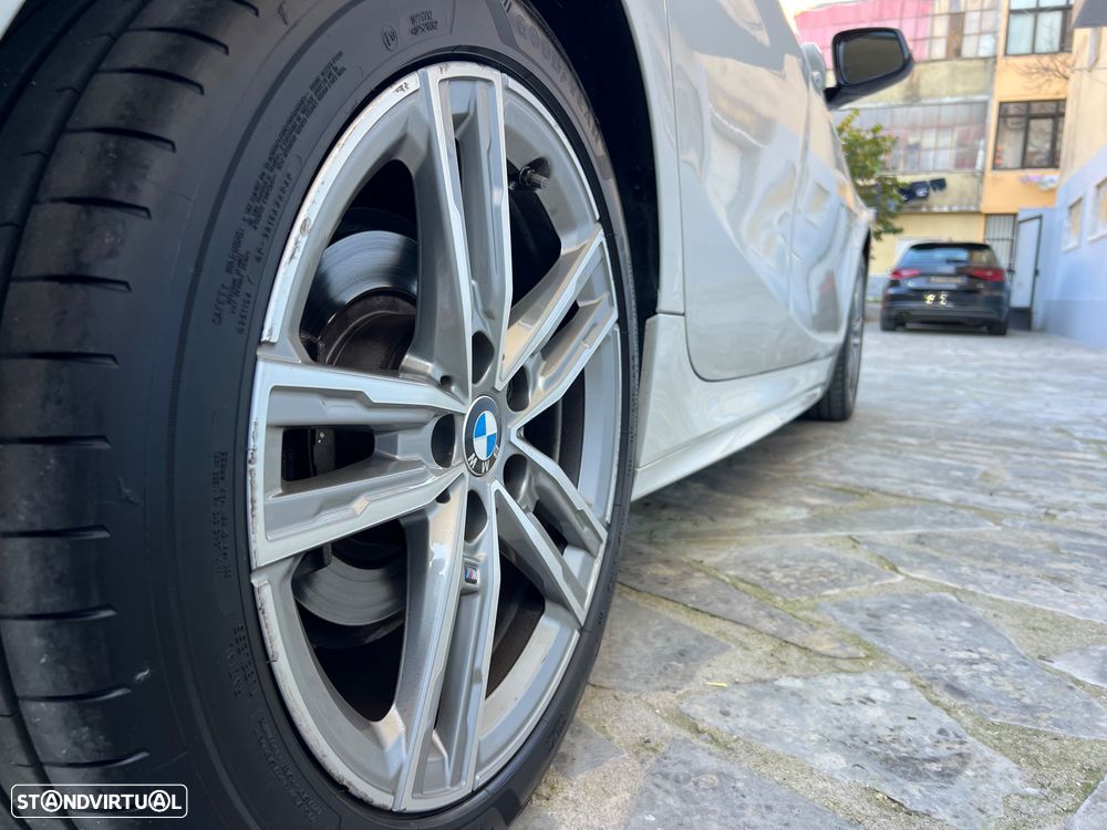 BMW 116 d Pack Desportivo M - 26