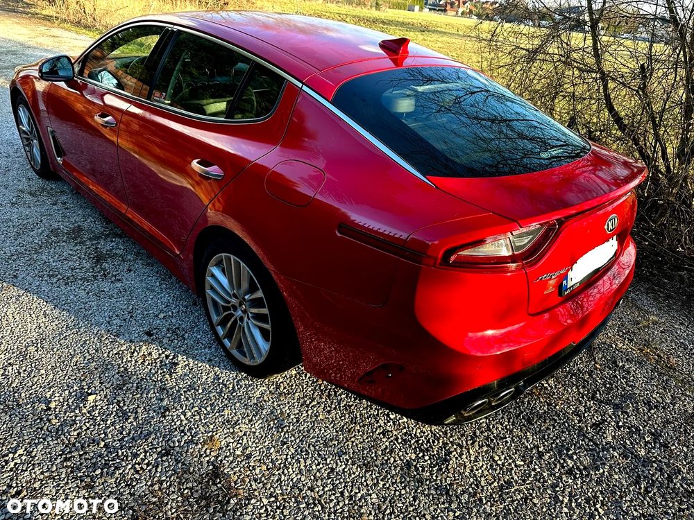 Kia Stinger 2.0 T-GDI GT Line - 2