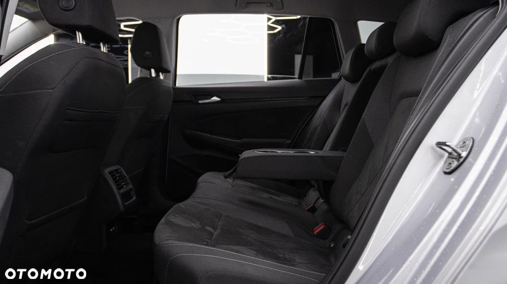 Volkswagen Golf Variant 1.5 eTSI EVO Life DSG - 19