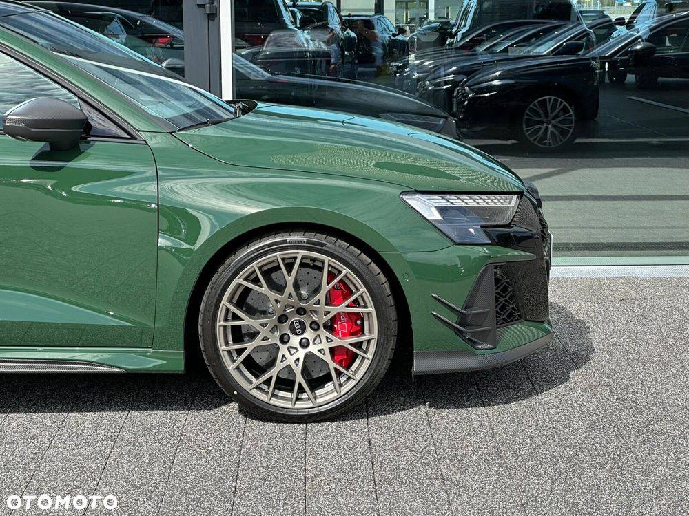 Audi RS3 Limousine - 7