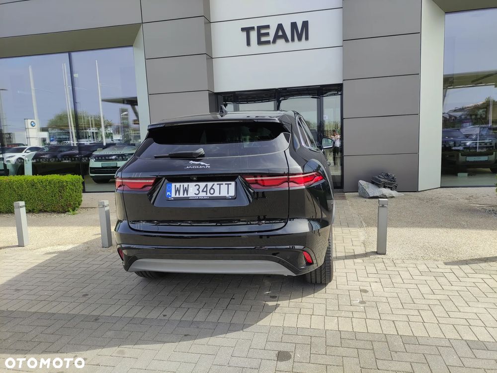 Jaguar F-Pace - 10