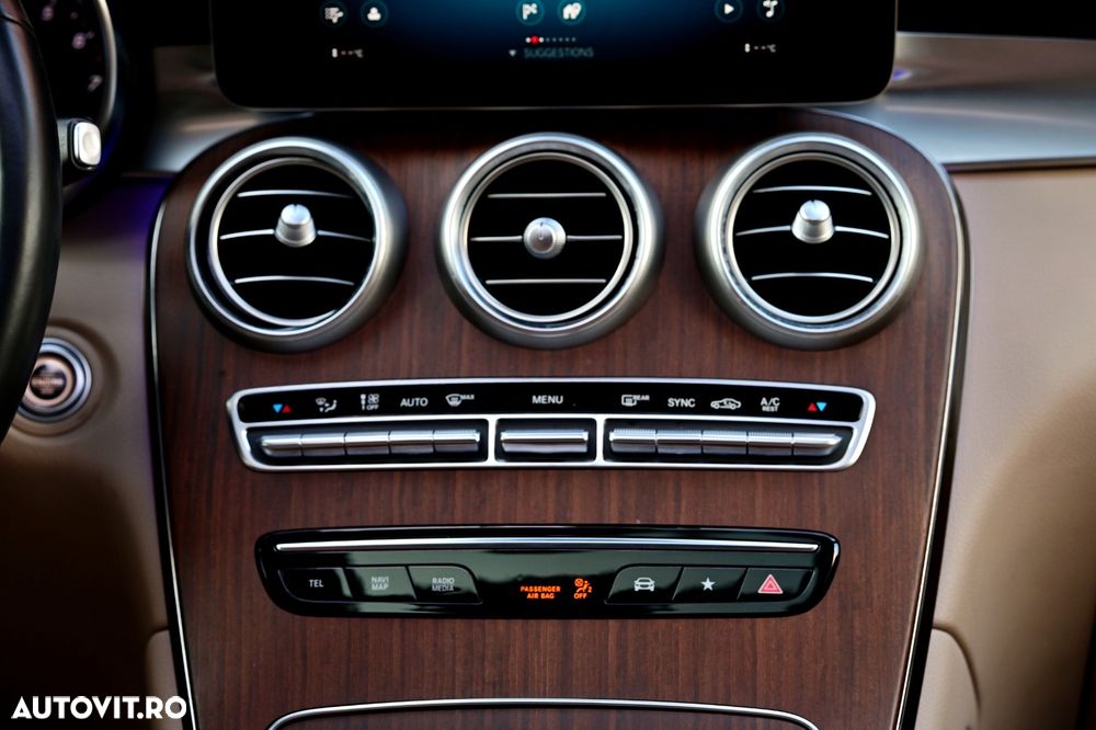 Mercedes-Benz GLC Coupe 300 4MATIC MHEV - 40