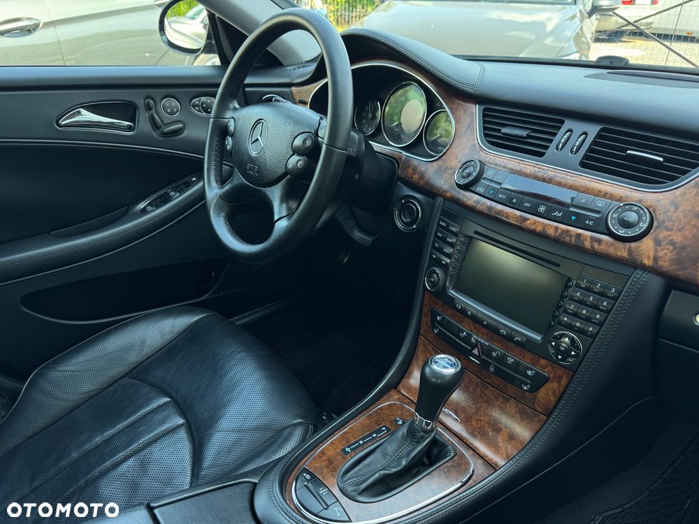 Mercedes-Benz CLS 350 CGI - 8