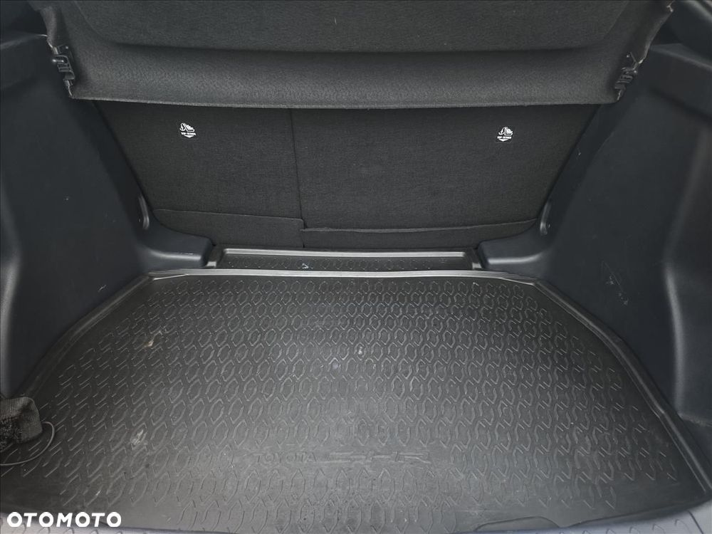 Toyota C-HR - 19