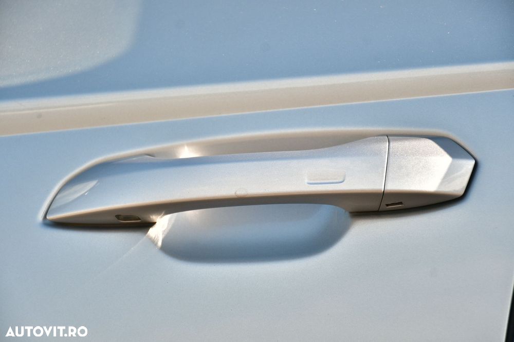 Lamborghini URUS Standard - 5