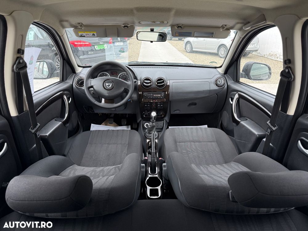 Dacia Duster SCe 115 4x4 Prestige - 8