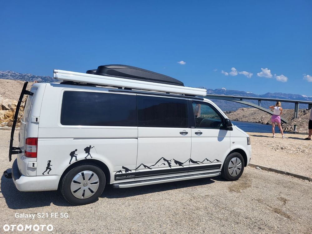 Volkswagen Transporter - 1