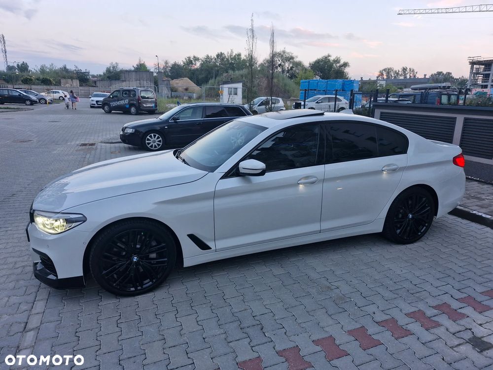 BMW Seria 5 530i Luxury Line sport - 6