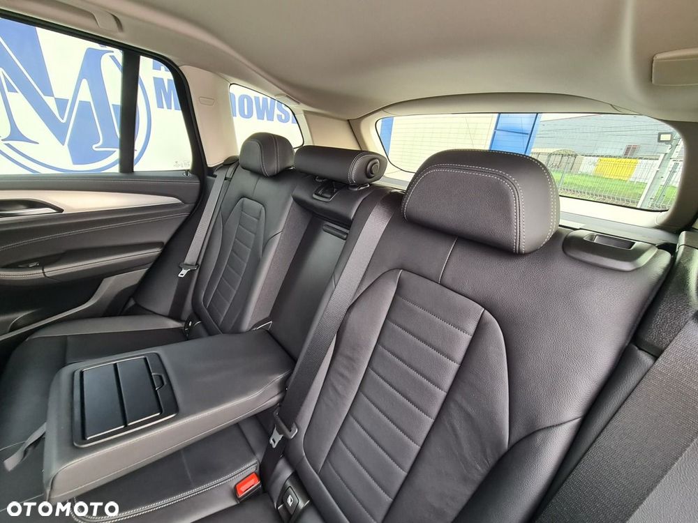 BMW X3 xDrive30d Luxury Line - 33