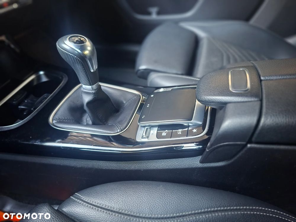 Mercedes-Benz Klasa A 160 Advanced Progressive - 33