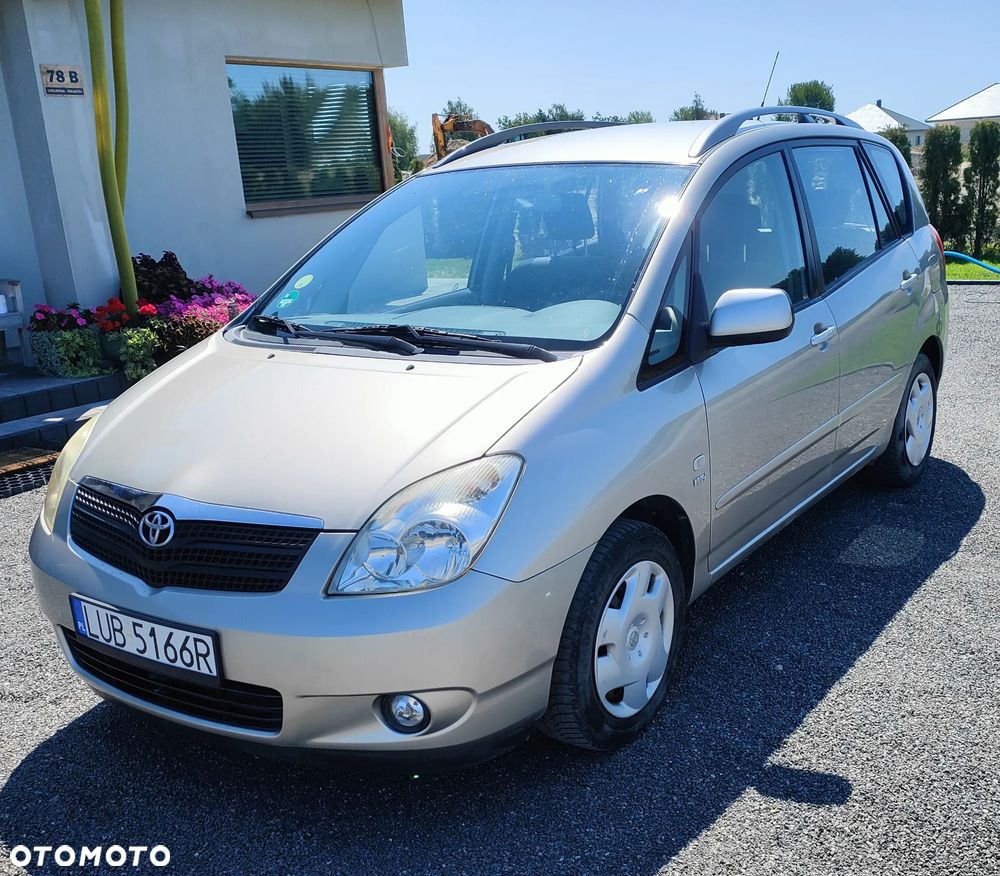 Toyota Corolla Verso 1.6 Terra - 1