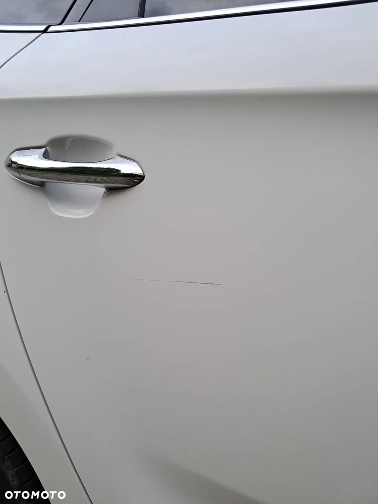 Kia Carens 1.7 CRDi L - 18