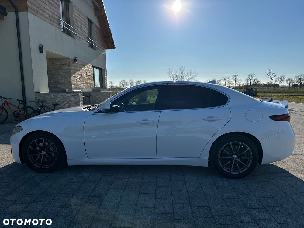 Alfa Romeo Giulia 2.0 Turbo Veloce - 10