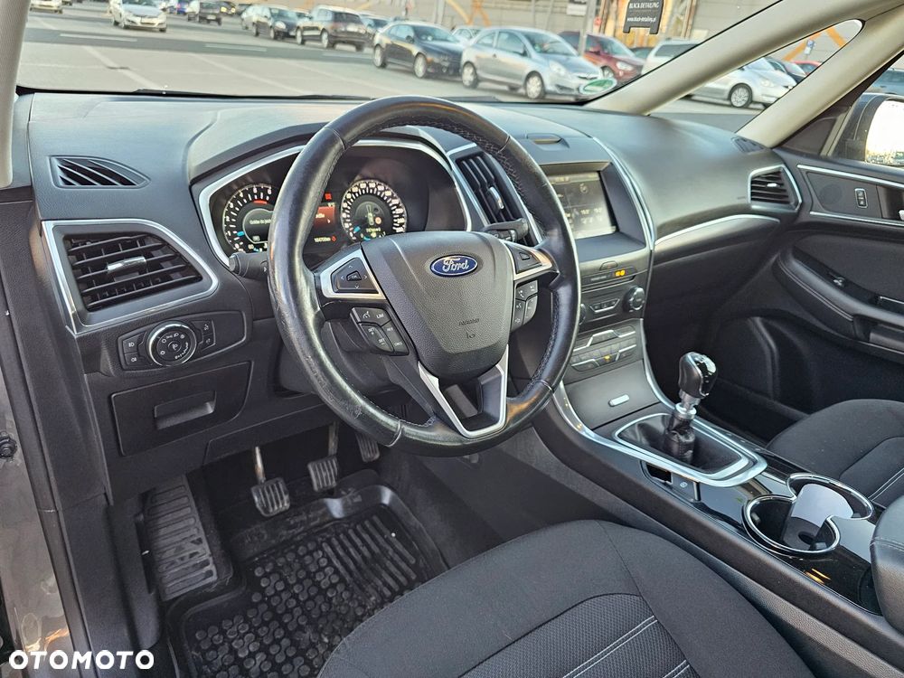 Ford Galaxy 2.0 TDCi 4WD Titanium - 5