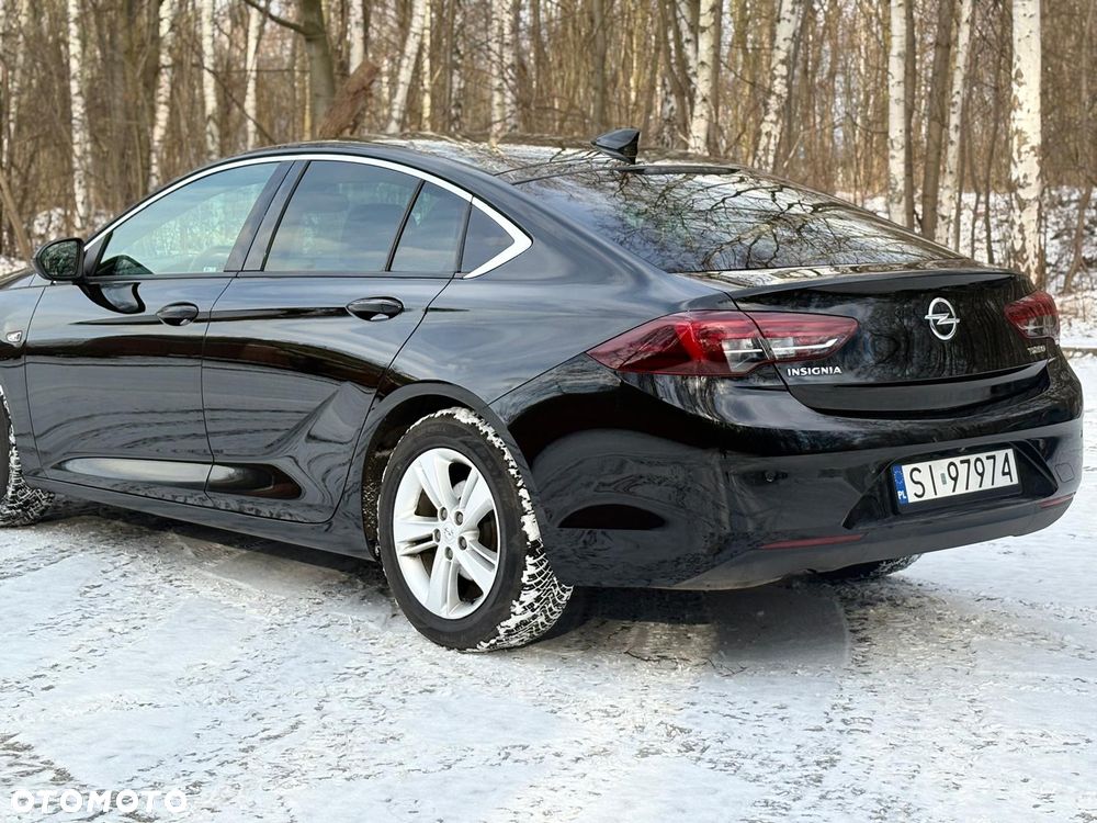 Opel Insignia - 18