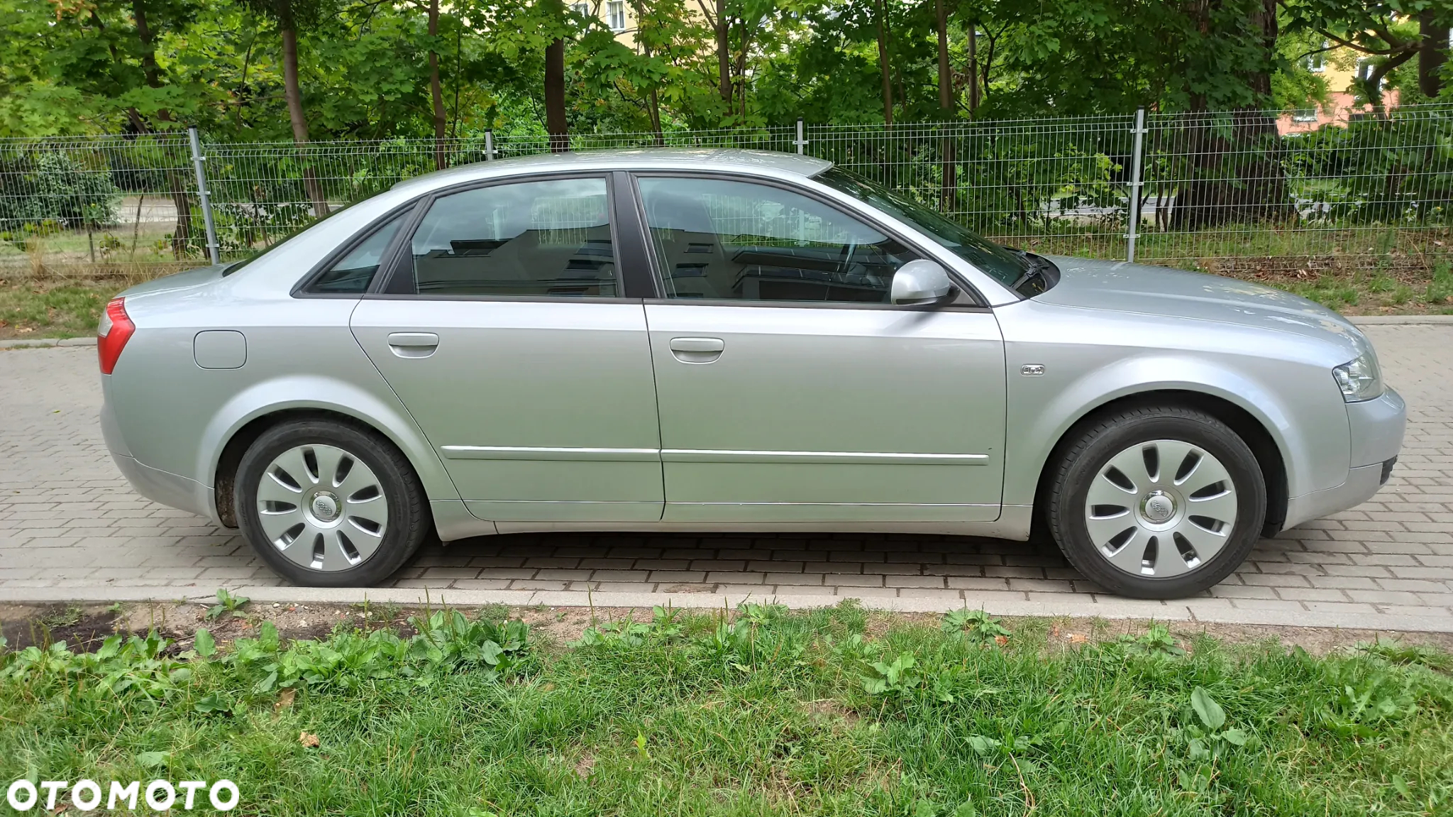 Audi A4 2.0 - 4