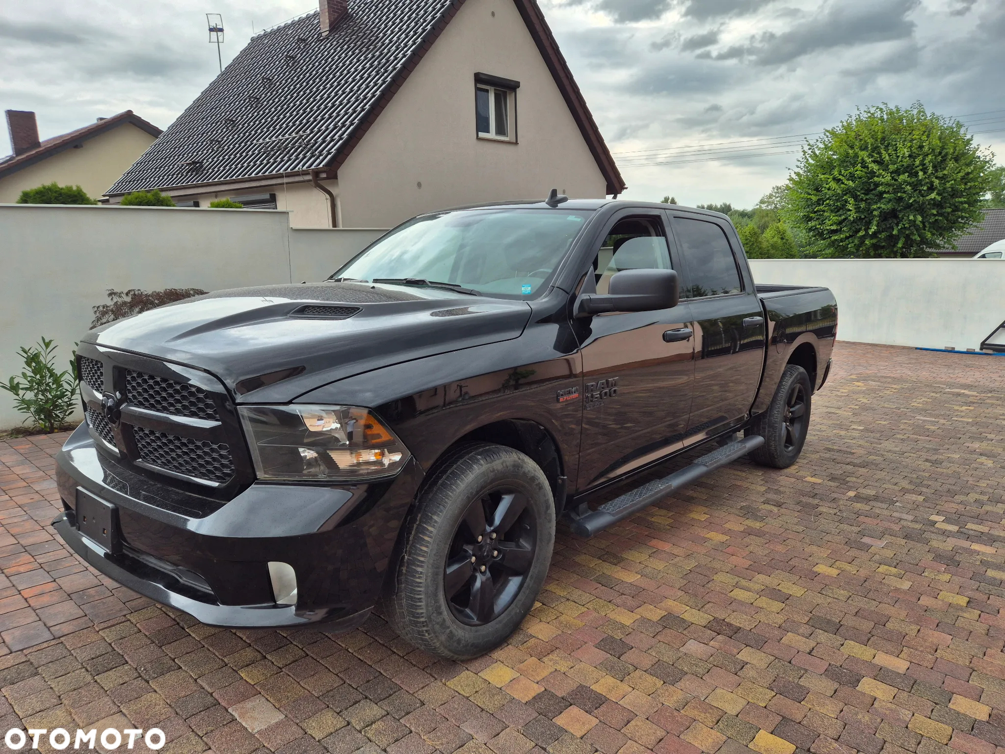 Dodge RAM 1500 5.7 4x4 - 6