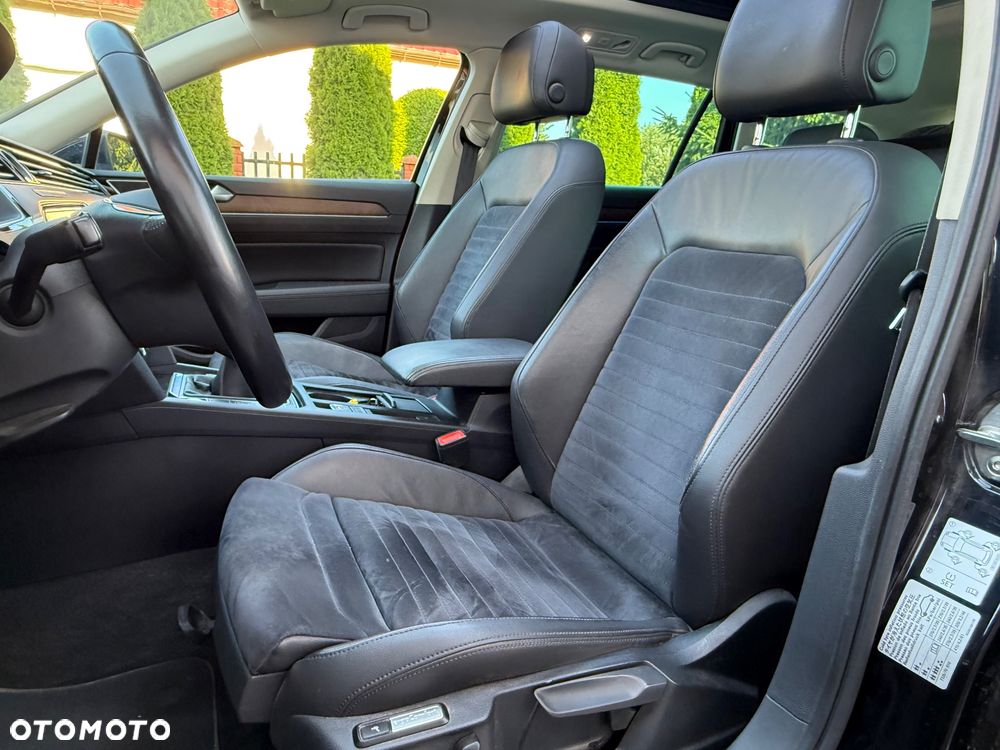 Volkswagen Passat Variant 2.0 TDI BMT Highline - 21