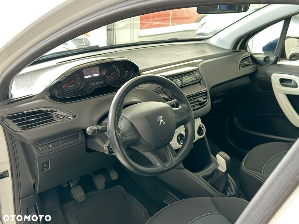 Peugeot 208 PureTech 68 Like - 11
