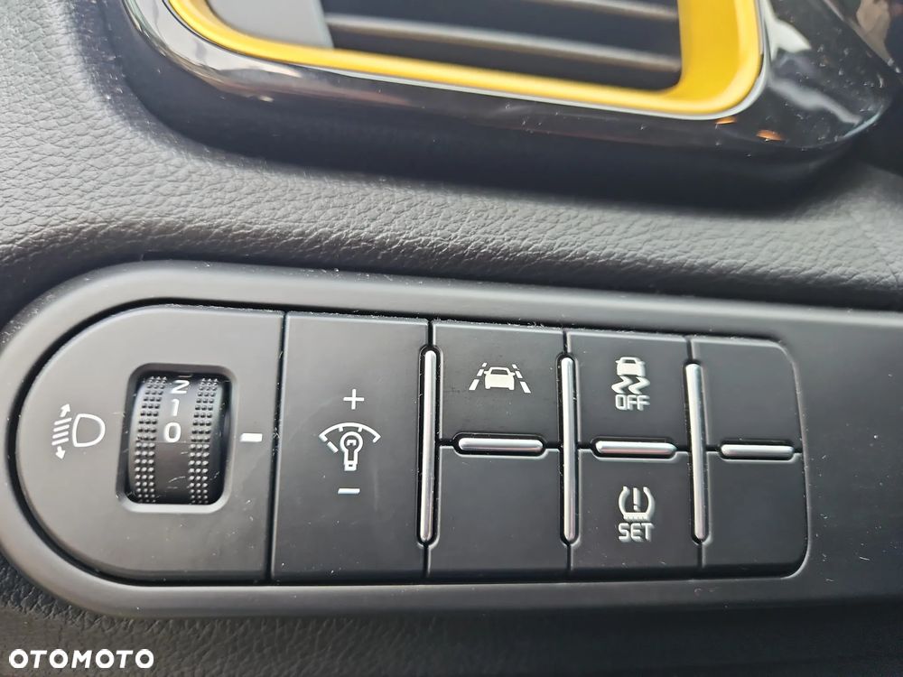 Kia XCeed 1.4 T-GDI L DCT - 22