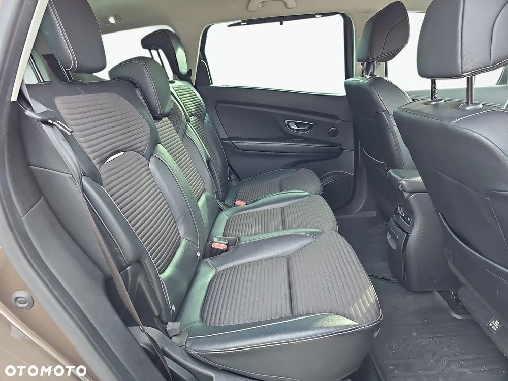 Renault Scenic 1.3 TCe FAP Intens - 22