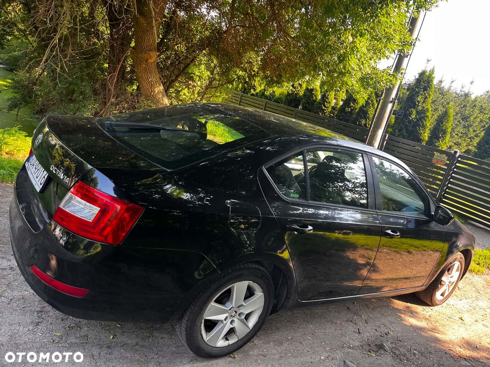 Skoda Octavia 2014 photo 2