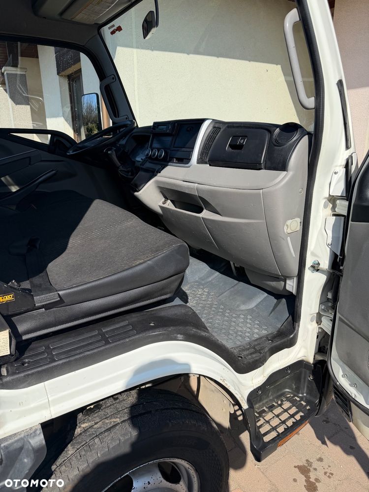 Mitsubishi Fuso Canter - 9