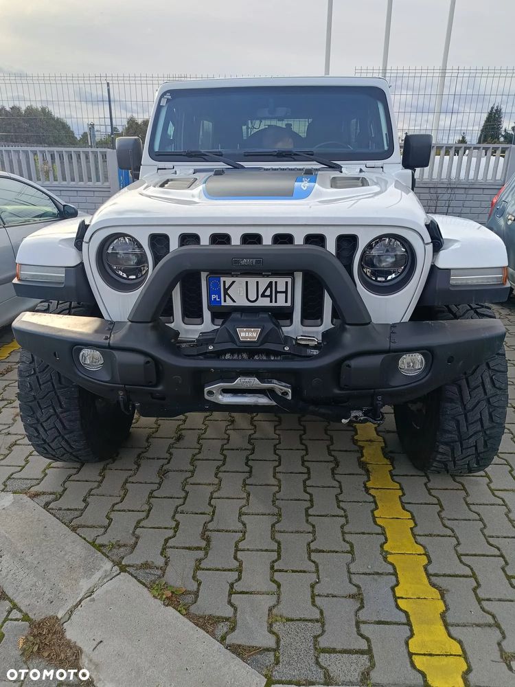 Jeep Wrangler - 1