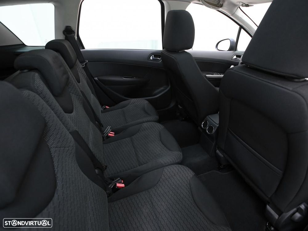 Peugeot 308 SW - 9